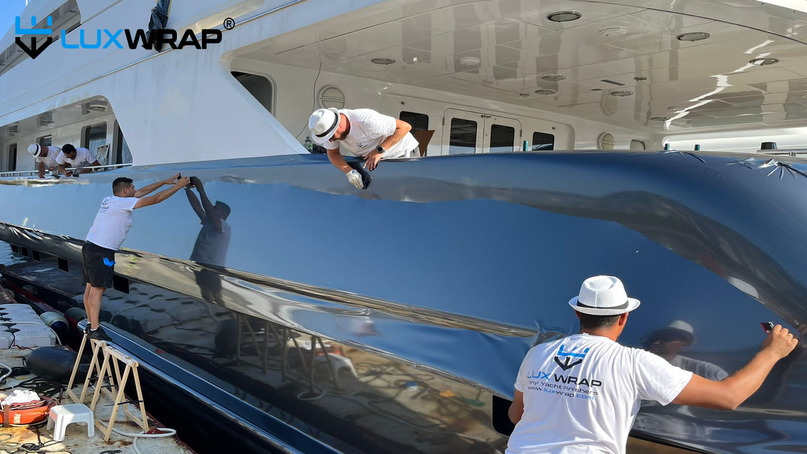 Wrapping of a yacht hull that has been prepared
